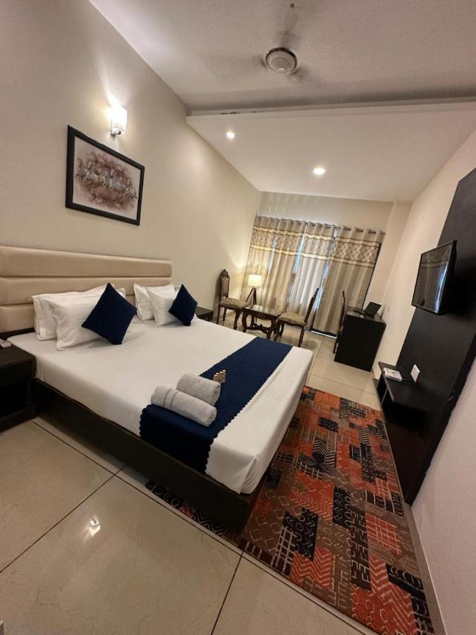 Jb Residency Zirakpur !! Top Rated & Most Awarded Property In Zirakpur Exterior foto