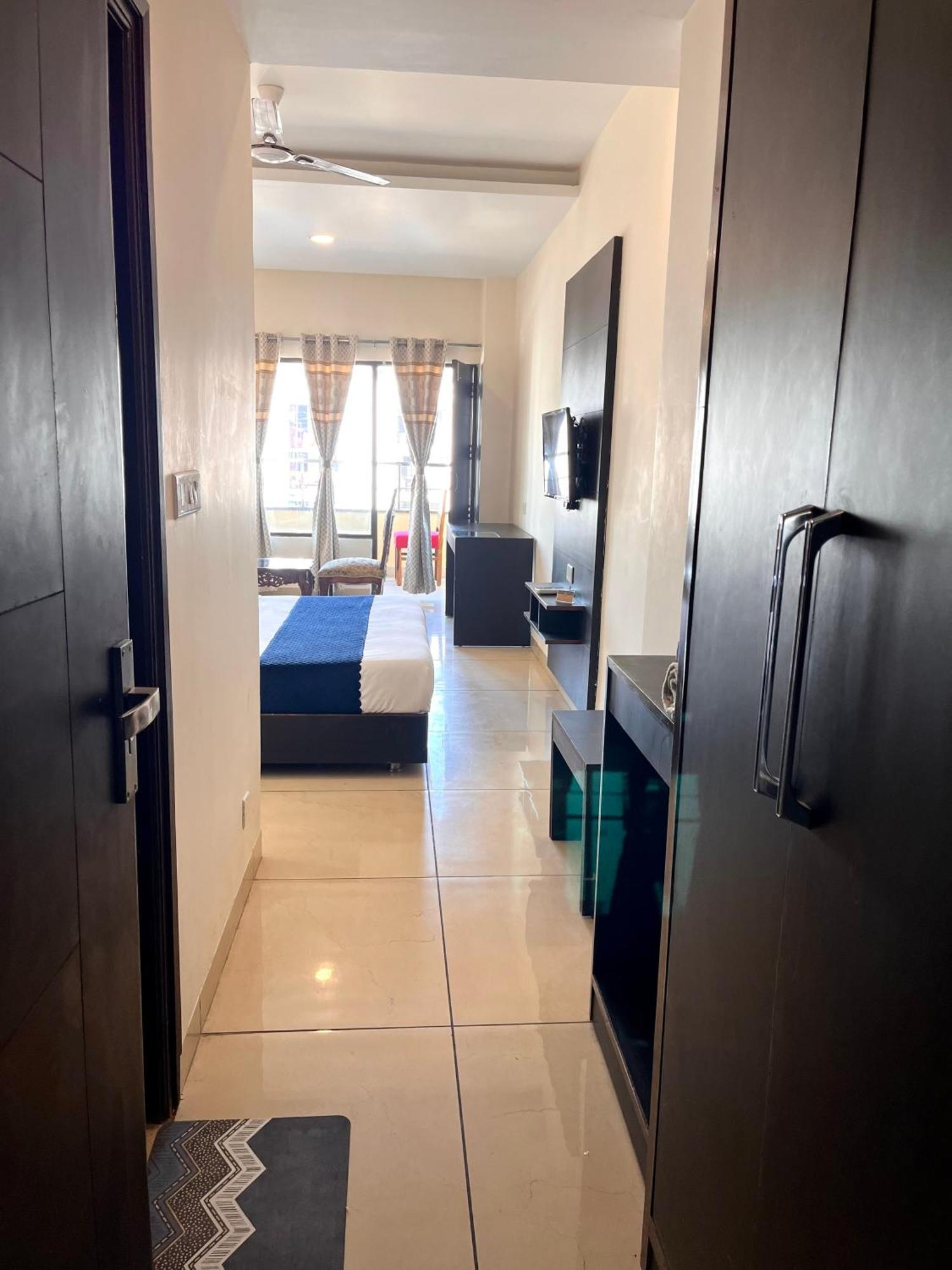 Jb Residency Zirakpur !! Top Rated & Most Awarded Property In Zirakpur Exterior foto