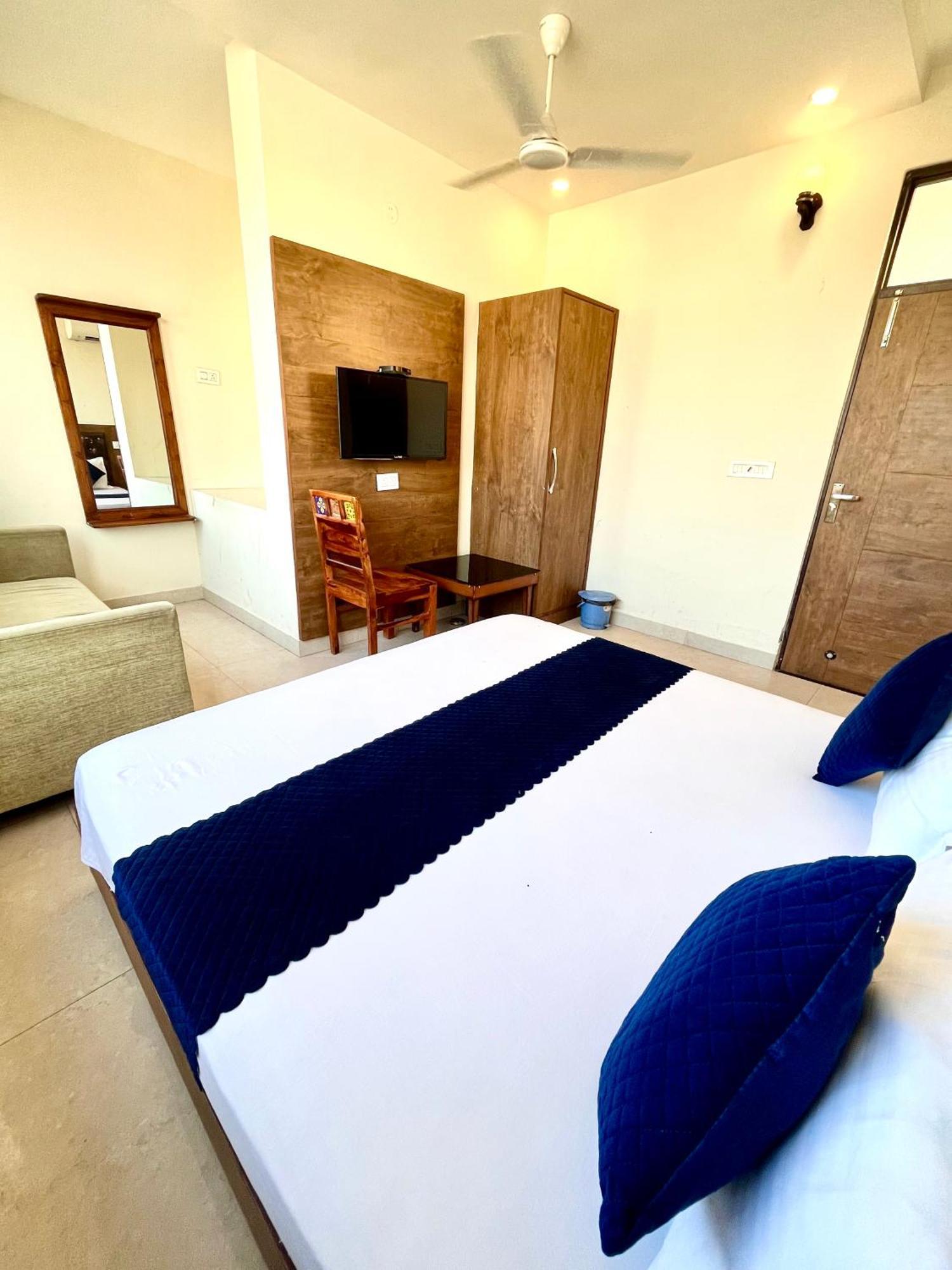 Jb Residency Zirakpur !! Top Rated & Most Awarded Property In Zirakpur Exterior foto